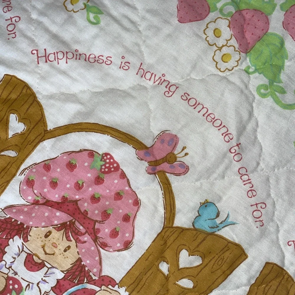 Vintage Strawberry Shortcake Vintage‎ X-LG Full Quilted Bed Spread Cover Ruffled